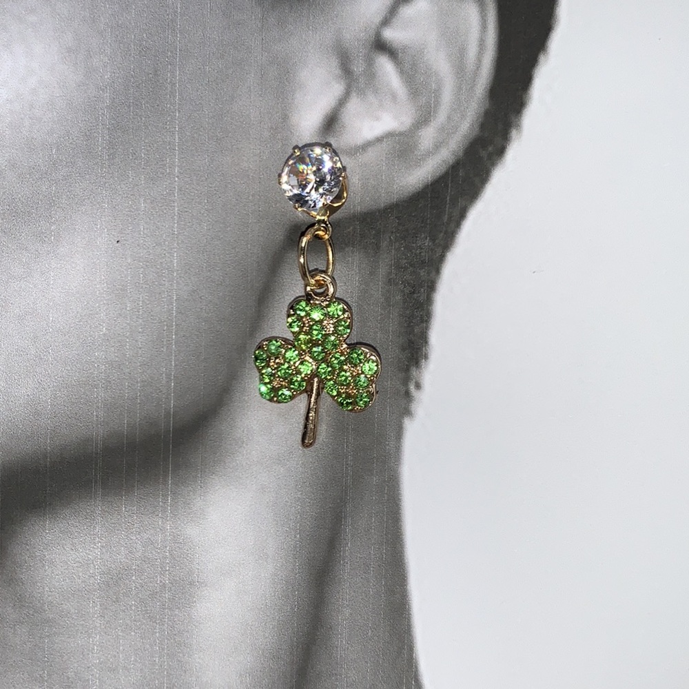 St Patties Day Post Earrings